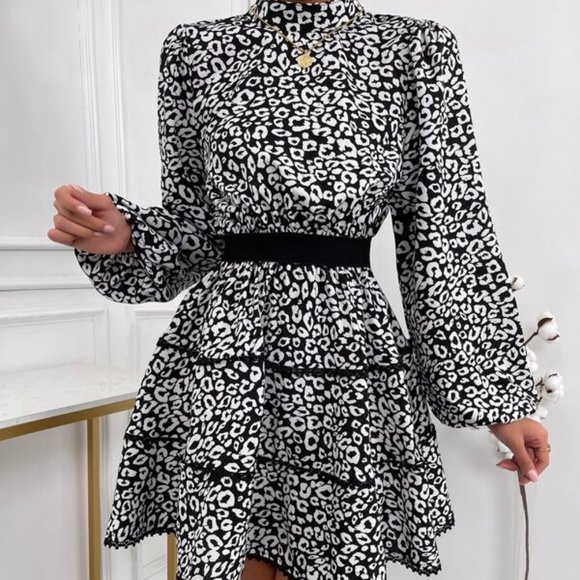 Leopard Print Keyhole Back Guipure Lace Trim Layer - Picture 5 of 8